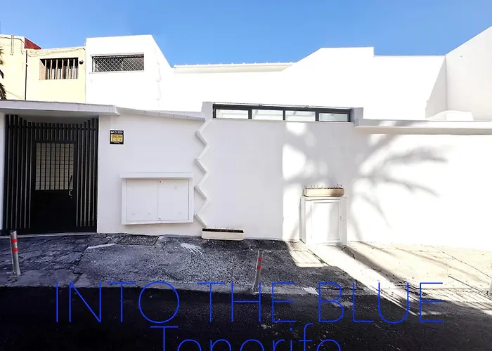 Into The Blue Appartement *