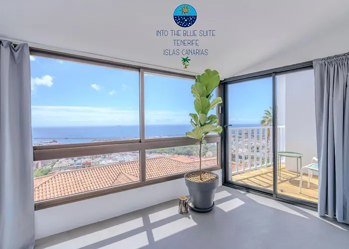 Into The Blue * Santa Cruz de Tenerife