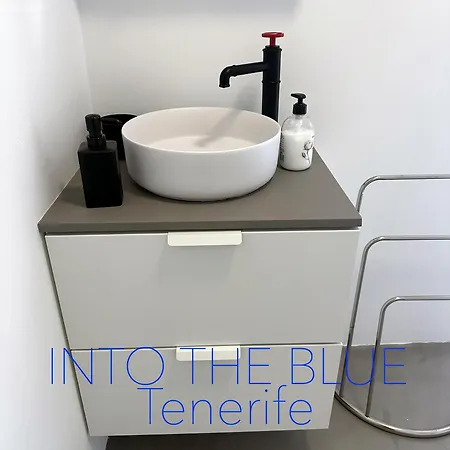Into The Blue شقة سانتا كروز دي تينيريف